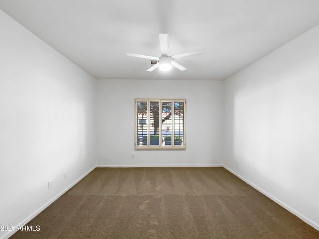 25440 S FLAME TREE Drive, Sun Lakes, AZ 85248