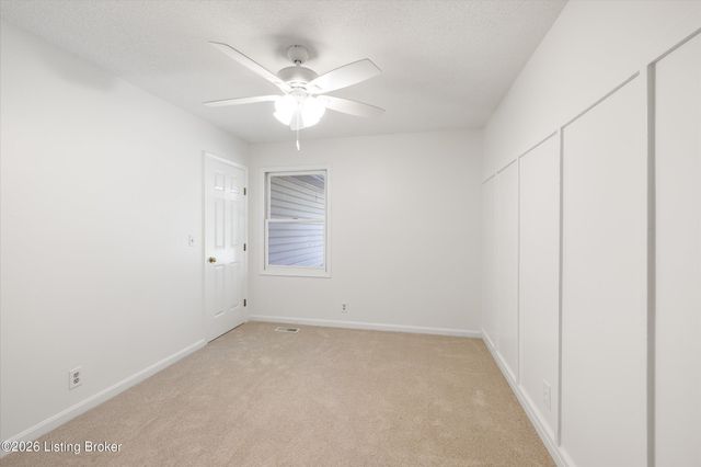 2628 Cedar Point Rd, La Grange, KY 40031