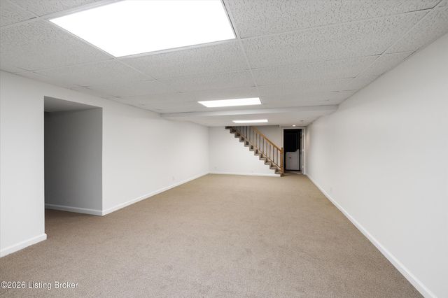 2628 Cedar Point Rd, La Grange, KY 40031