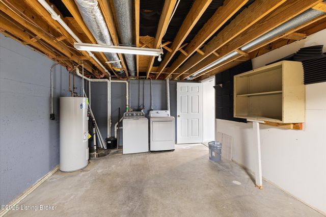 2628 Cedar Point Rd, La Grange, KY 40031