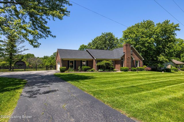 2628 Cedar Point Rd, La Grange, KY 40031