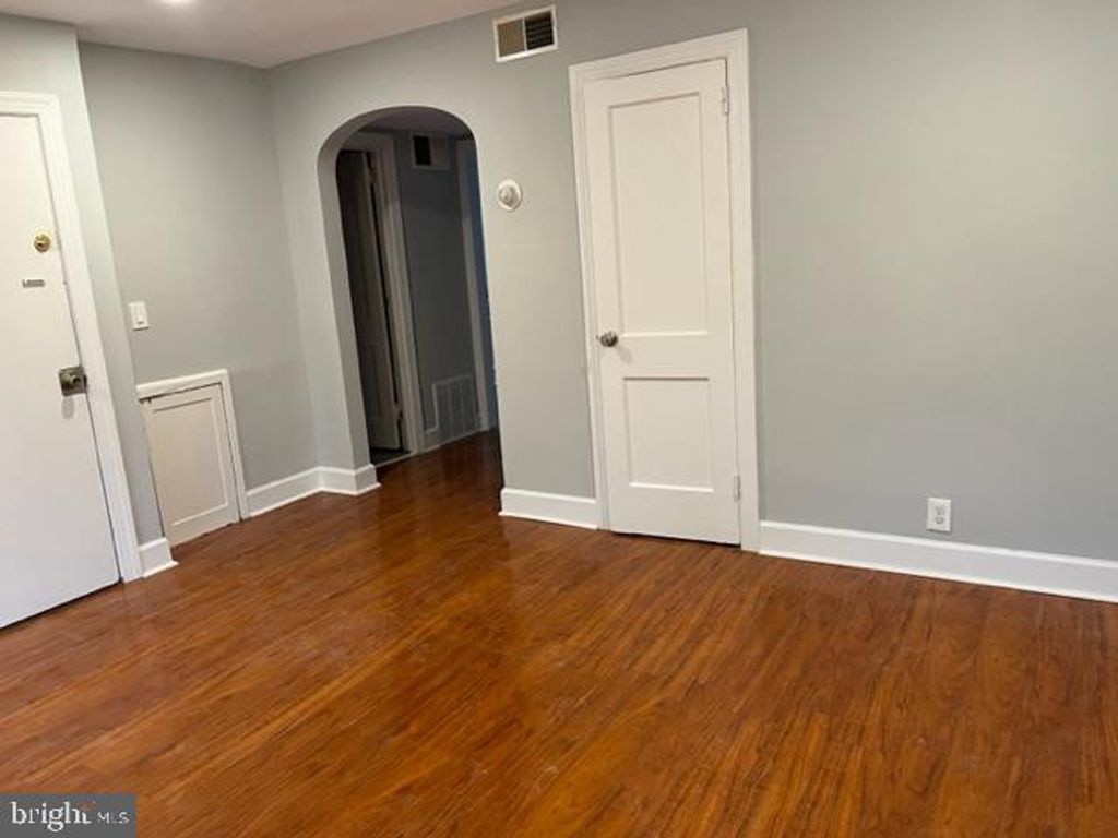 6319 GARDENIA ST, PHILADELPHIA, PA 19144 — photo 2