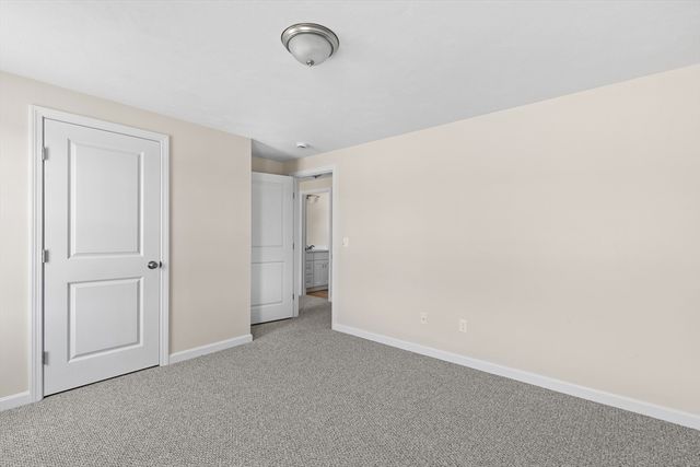 5 Bumblebee Dr, Plymouth, MA 02360