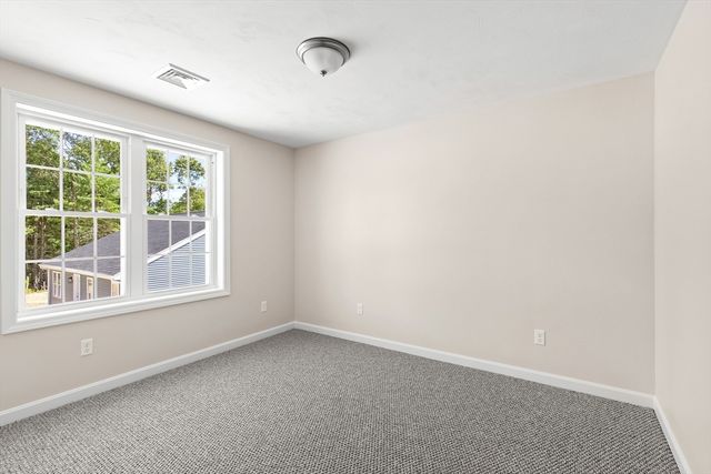 5 Bumblebee Dr, Plymouth, MA 02360