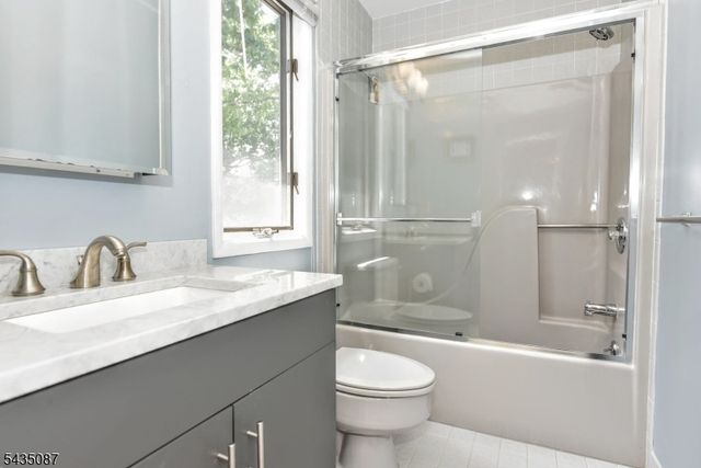 143 Fisher Rd, Mahwah Twp., NJ 07430