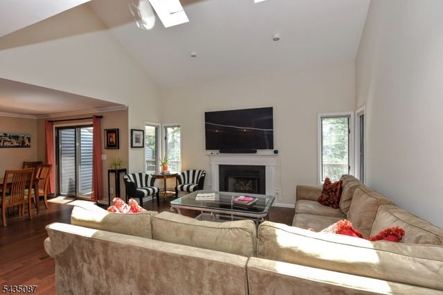 143 Fisher Rd, Mahwah Twp., NJ 07430