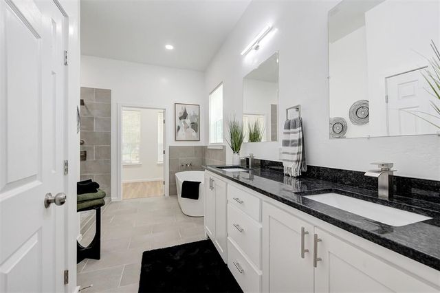 624 E Harrison Avenue, Guthrie, OK 73044