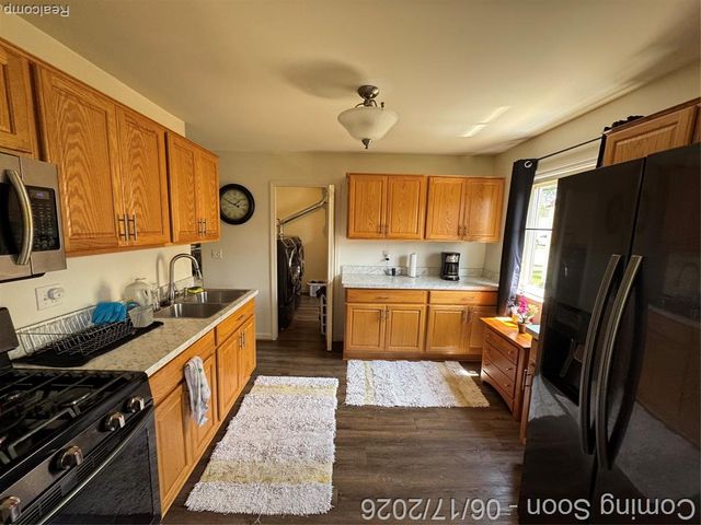 27039 Alden Street, Madison Heights, MI 48071