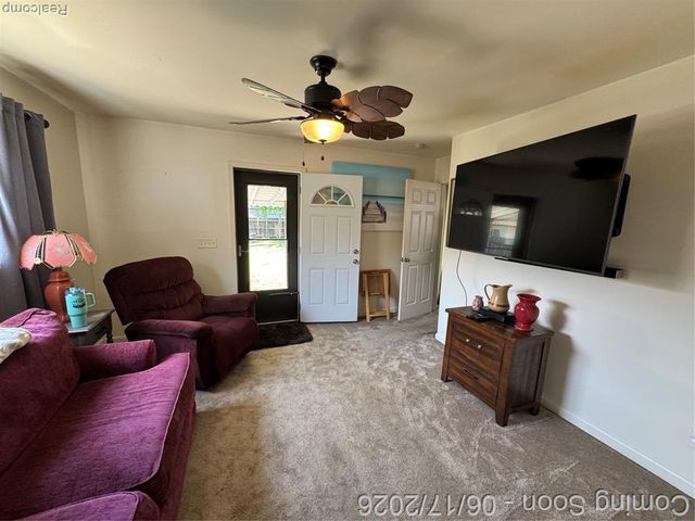 27039 Alden Street, Madison Heights, MI 48071