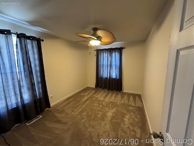 27039 Alden Street, Madison Heights, MI 48071