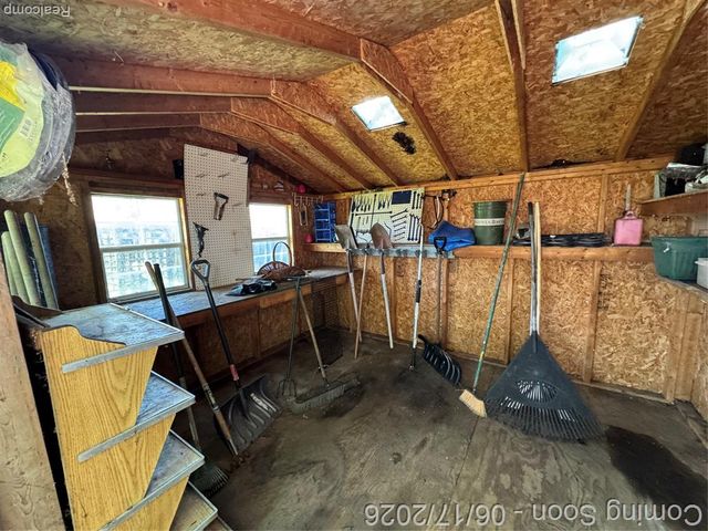 27039 Alden Street, Madison Heights, MI 48071