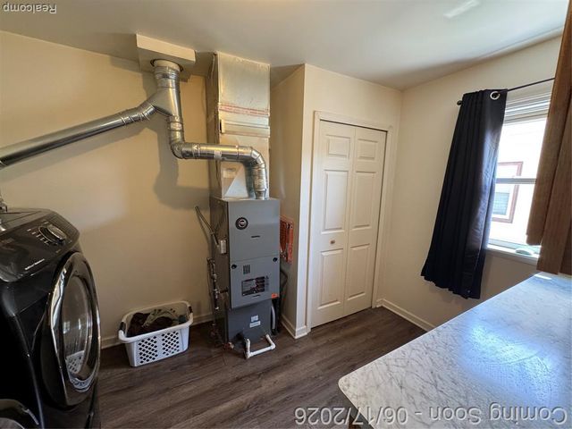 27039 Alden Street, Madison Heights, MI 48071
