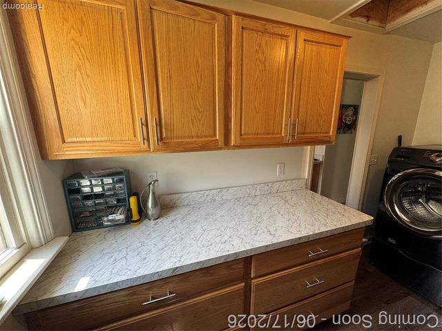 27039 Alden Street, Madison Heights, MI 48071