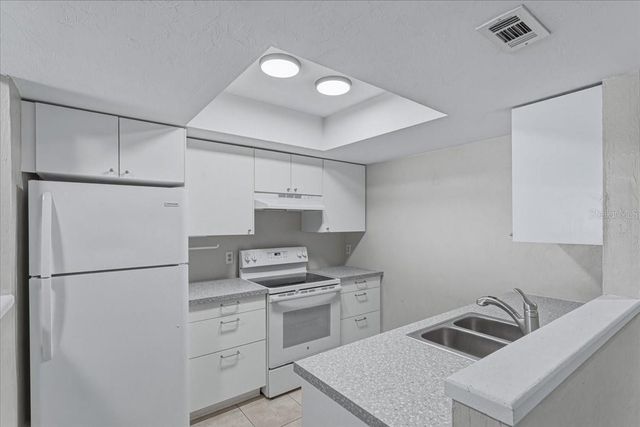 2508 SW 35TH PLACE D19, Gainesville, FL 32608