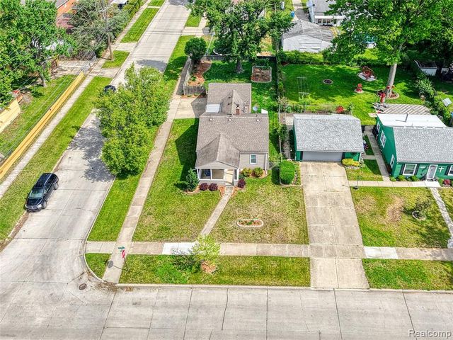 25550 Pennie Street, Dearborn Heights, MI 48125