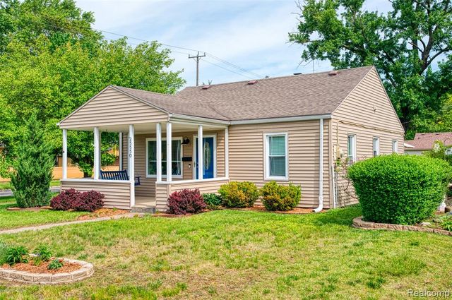 25550 Pennie Street, Dearborn Heights, MI 48125