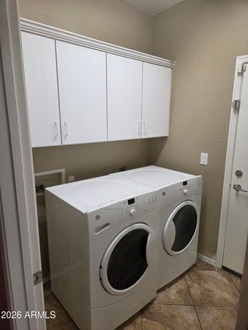 3735 W DESERT CREEK Court, Phoenix, AZ 85086