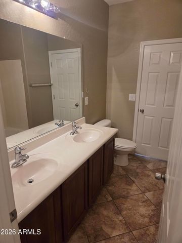 3735 W DESERT CREEK Court, Phoenix, AZ 85086