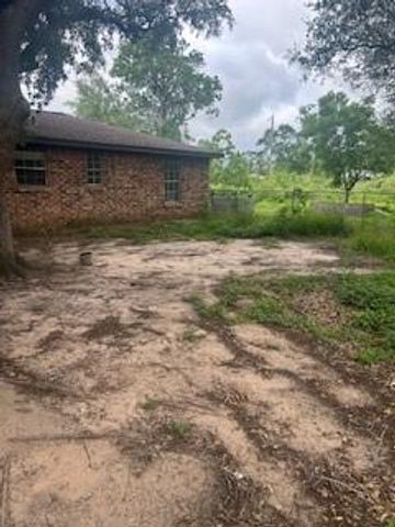 20250 County Road 510q, Brazoria, TX 77422