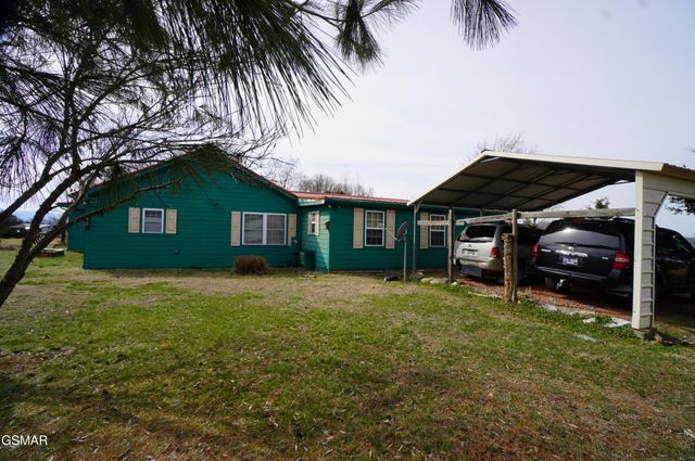 1070 Farm Road, Newport, TN 37821