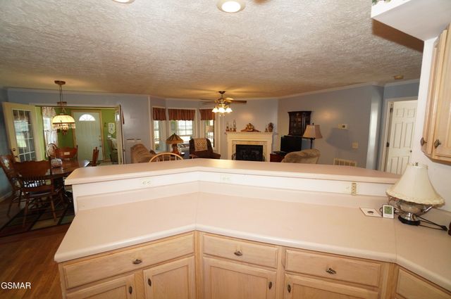 1070 Farm Road, Newport, TN 37821