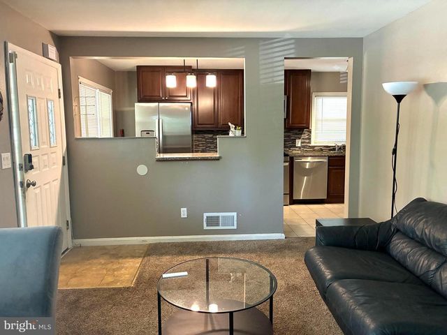 5112 HOLLYWOOD RD, College Park, MD 20740