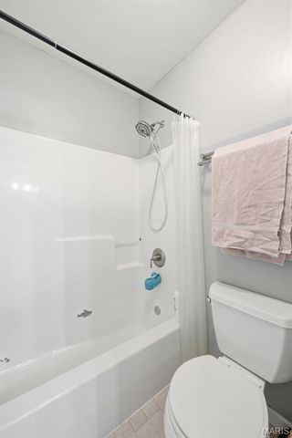 656 Grand View Ridge Court, Eureka, MO 63025