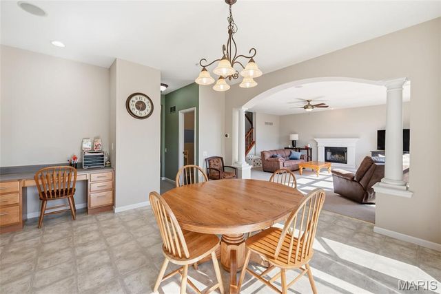 656 Grand View Ridge Court, Eureka, MO 63025