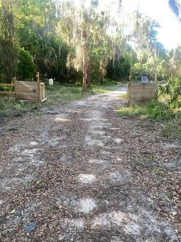 SPRING GARDEN RANCH, De Leon Springs, FL 32130