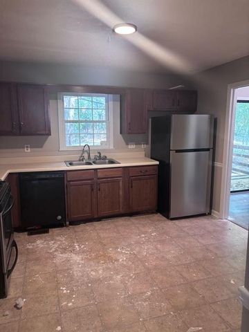 1634 Kimble Drive SW, Marietta, GA 30064
