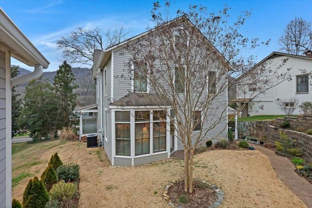 5204 Tennessee Avenue, Chattanooga, TN 37409