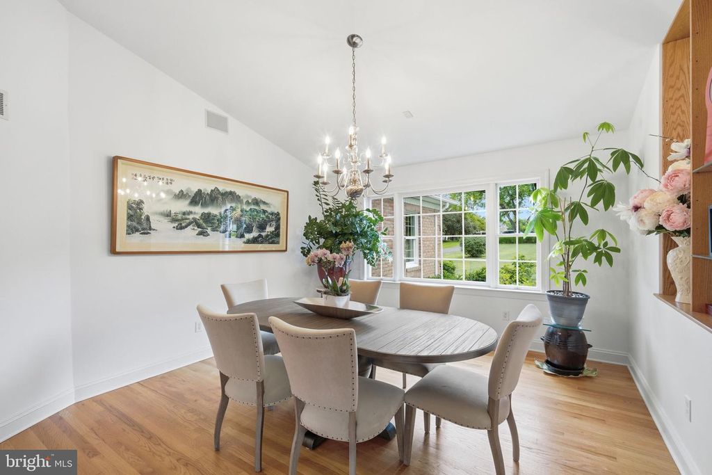 Image 13 of property listing at 110 CARVILLE CT, Stevensville, MD 21666