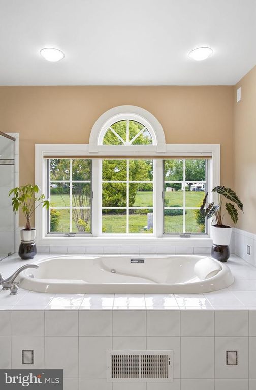 Image 26 of property listing at 110 CARVILLE CT, Stevensville, MD 21666