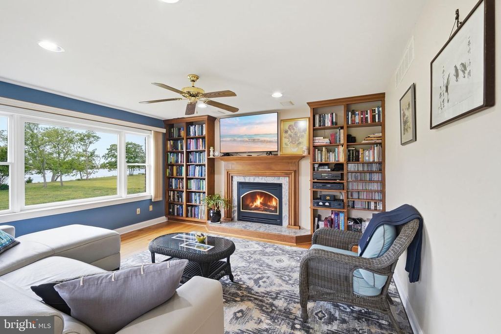 Image 3 of property listing at 110 CARVILLE CT, Stevensville, MD 21666