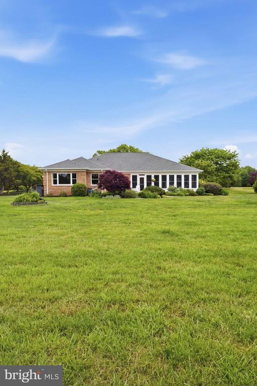 Image 36 of property listing at 110 CARVILLE CT, Stevensville, MD 21666