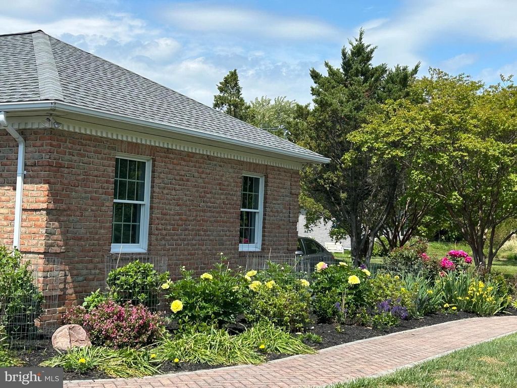 Image 42 of property listing at 110 CARVILLE CT, Stevensville, MD 21666