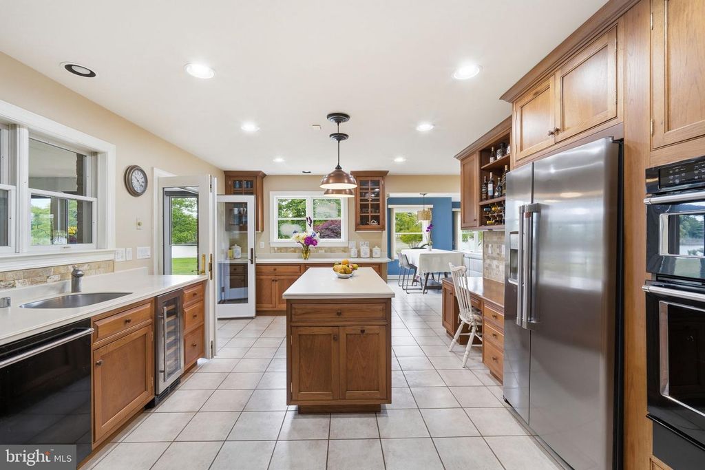 Image 9 of property listing at 110 CARVILLE CT, Stevensville, MD 21666