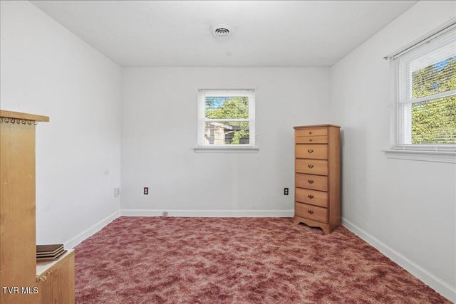 203 Hemlock Road, Bristol, TN 37620