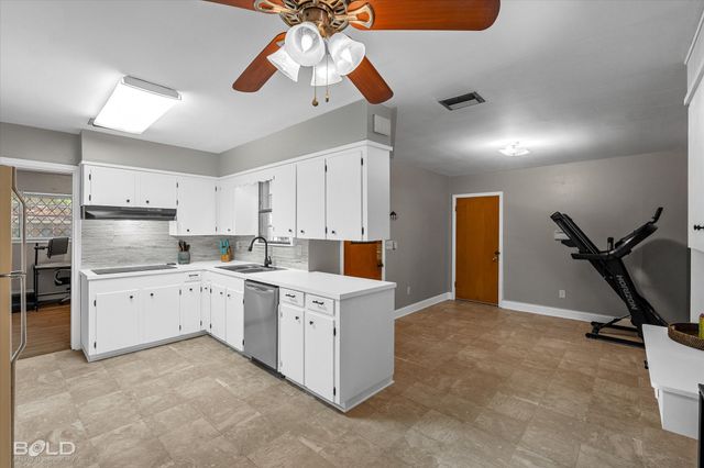 2713 Wendy Lane, Shreveport, LA 71104