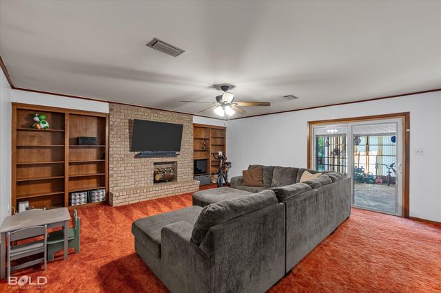 2713 Wendy Lane, Shreveport, LA 71104