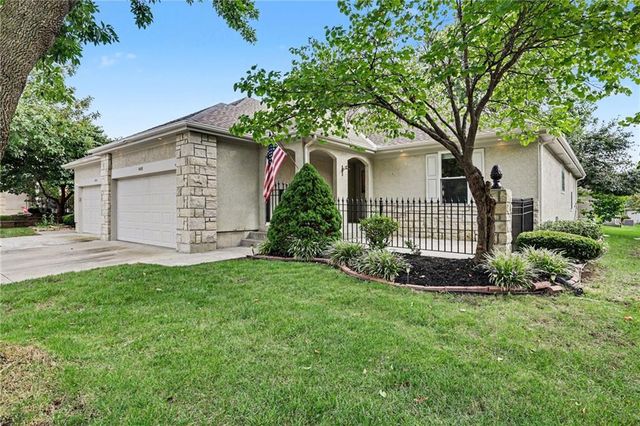 4008 SW HOMESTEAD Drive, Lee's Summit, MO 64082