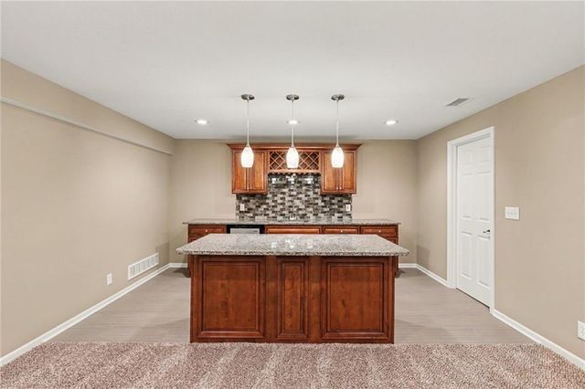 4008 SW HOMESTEAD Drive, Lee's Summit, MO 64082