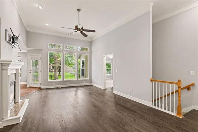4008 SW HOMESTEAD Drive, Lee's Summit, MO 64082