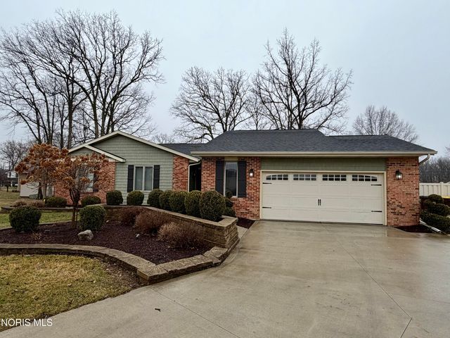 1844 Tiffin Court, Defiance, OH 43512