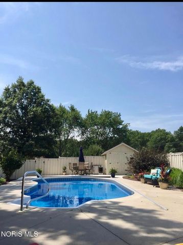 1844 Tiffin Court, Defiance, OH 43512