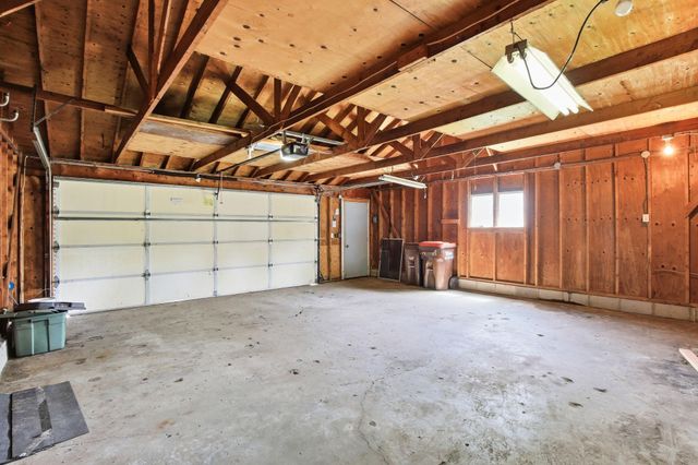 364 Meadow Lane, Woodbury, MN 55125