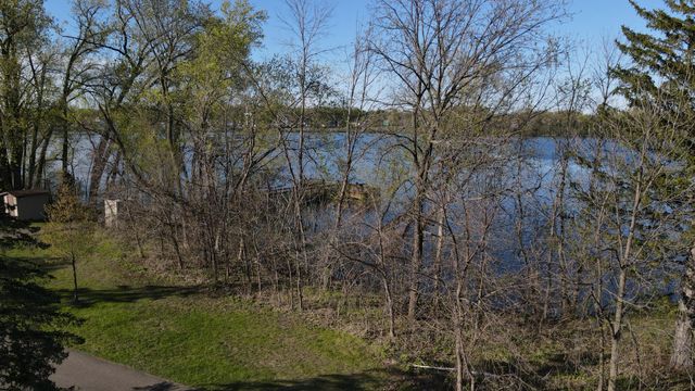 364 Meadow Lane, Woodbury, MN 55125