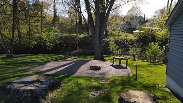 364 Meadow Lane, Woodbury, MN 55125