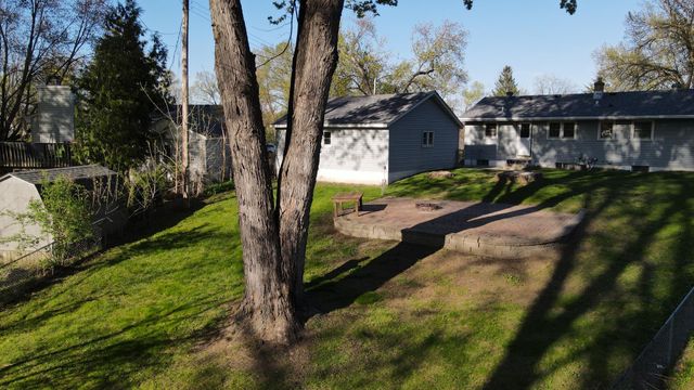 364 Meadow Lane, Woodbury, MN 55125