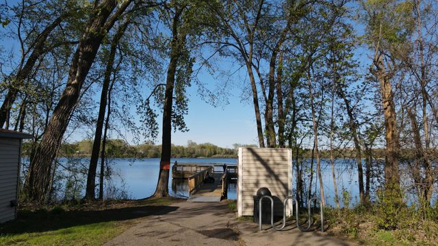 364 Meadow Lane, Woodbury, MN 55125